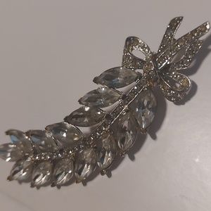 Brooch large vintage Coro circa 1950's  rhinestones, feather with bow brooch.